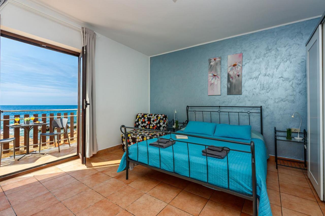 Cuvi Beach Apartments ロヴィニ エクステリア 写真