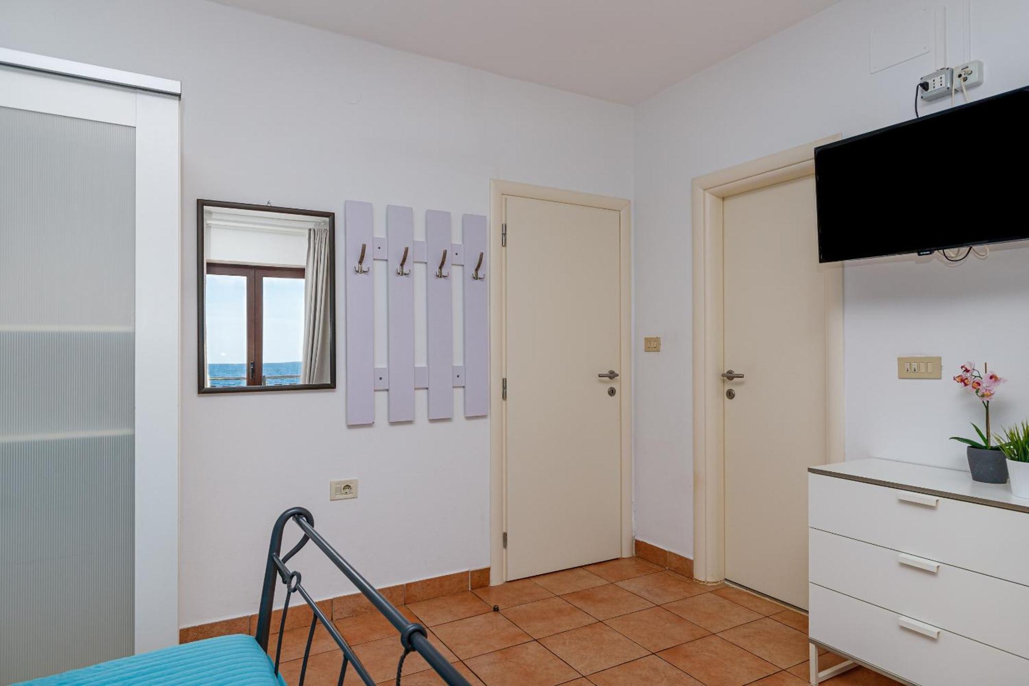 Cuvi Beach Apartments ロヴィニ 部屋 写真